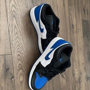 Nike Kids Sneakers - Black, Blue, and White
